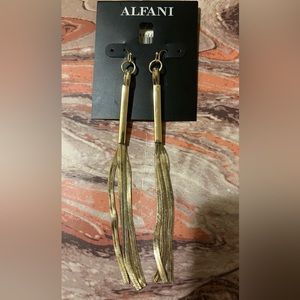 Alfani these earrings! Looks and feel very real!